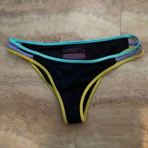 Victoria’s Secret The Strappy Cheeky Bottoms